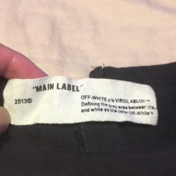 Off-white shirt - Picture 2 of 3